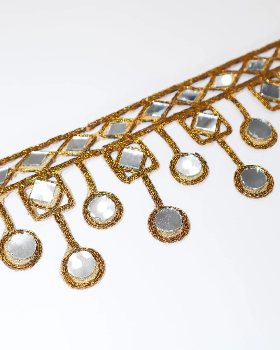 Golden Rain Choker