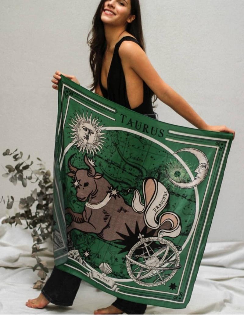 Pañoleta Tauro