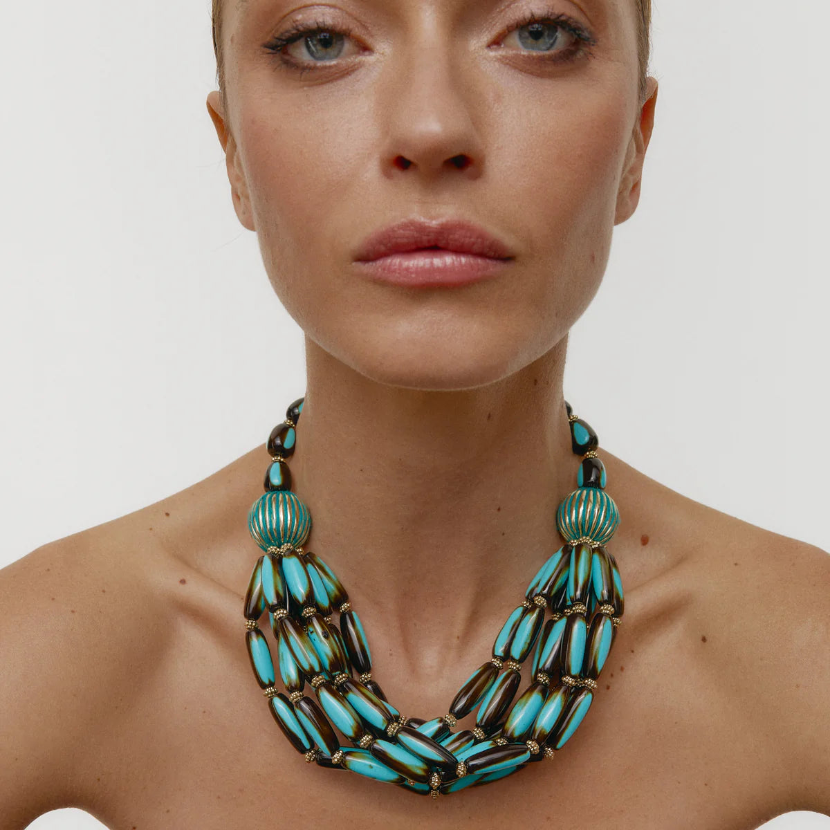 Collar Blue Hania