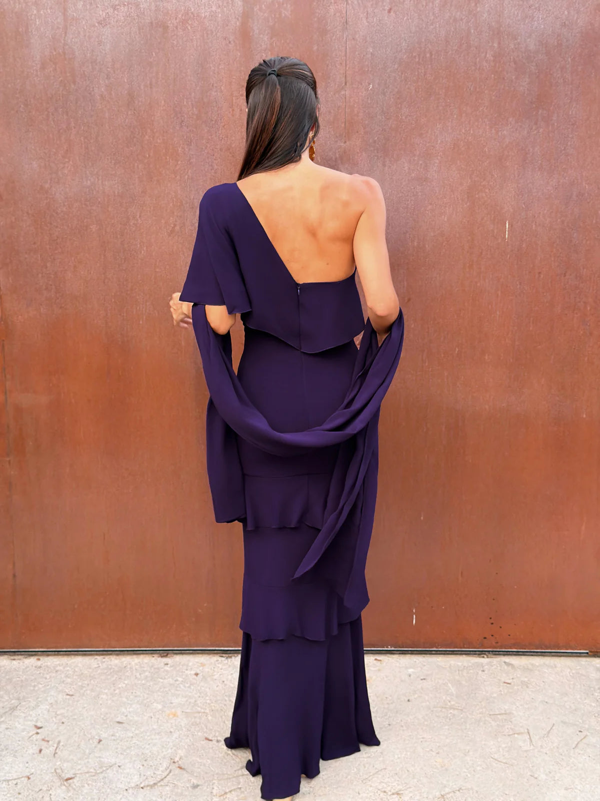 Vestido Makira Con Chal Berenjena