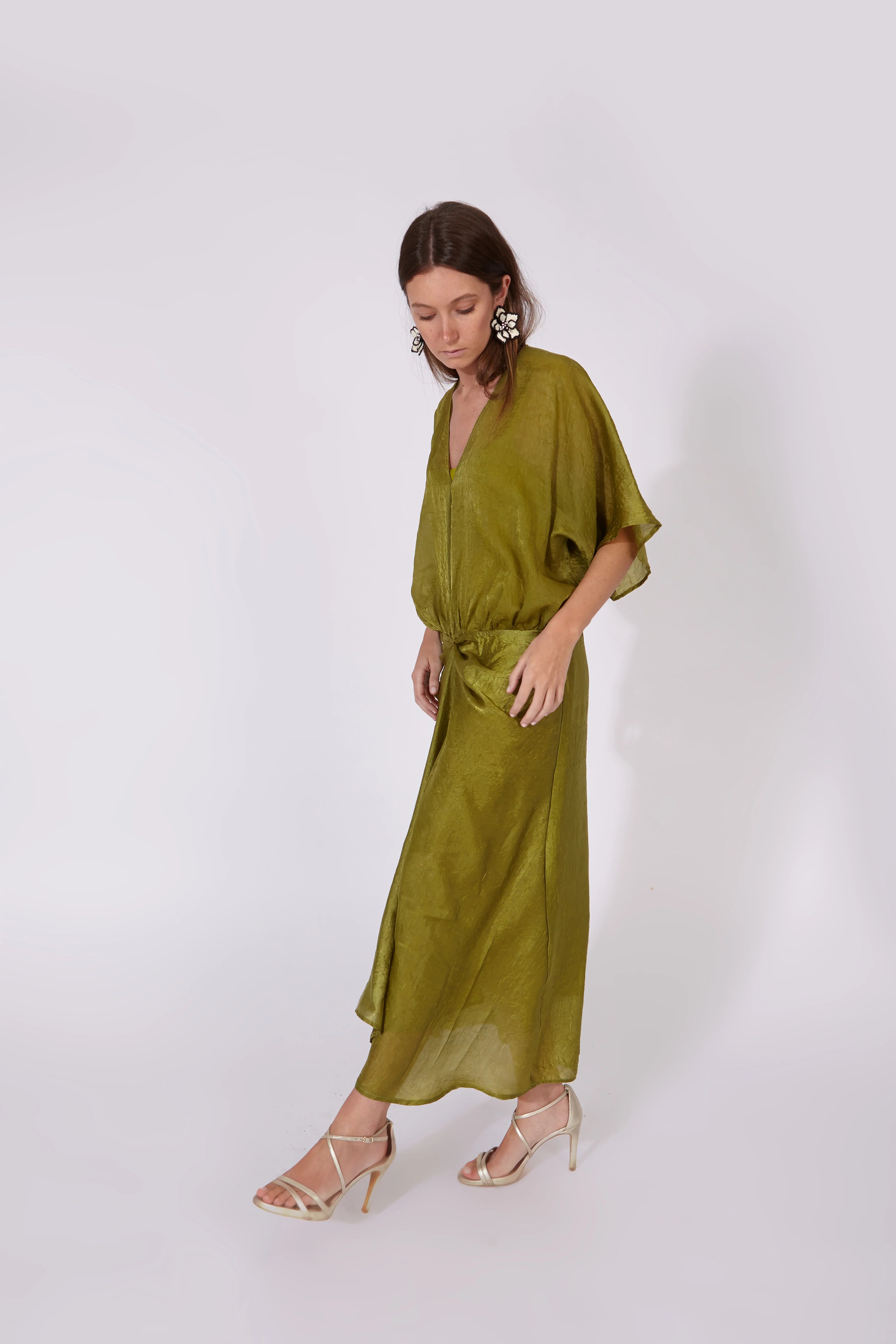 Vestido Varkala Verde Oliva Seda