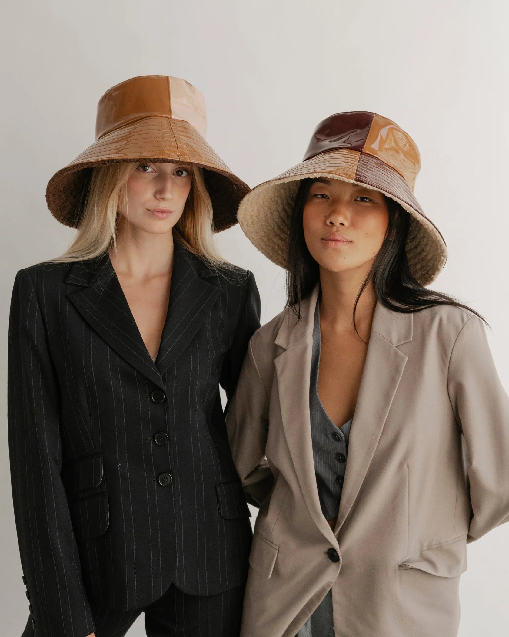 Charolito Taupe + Peach