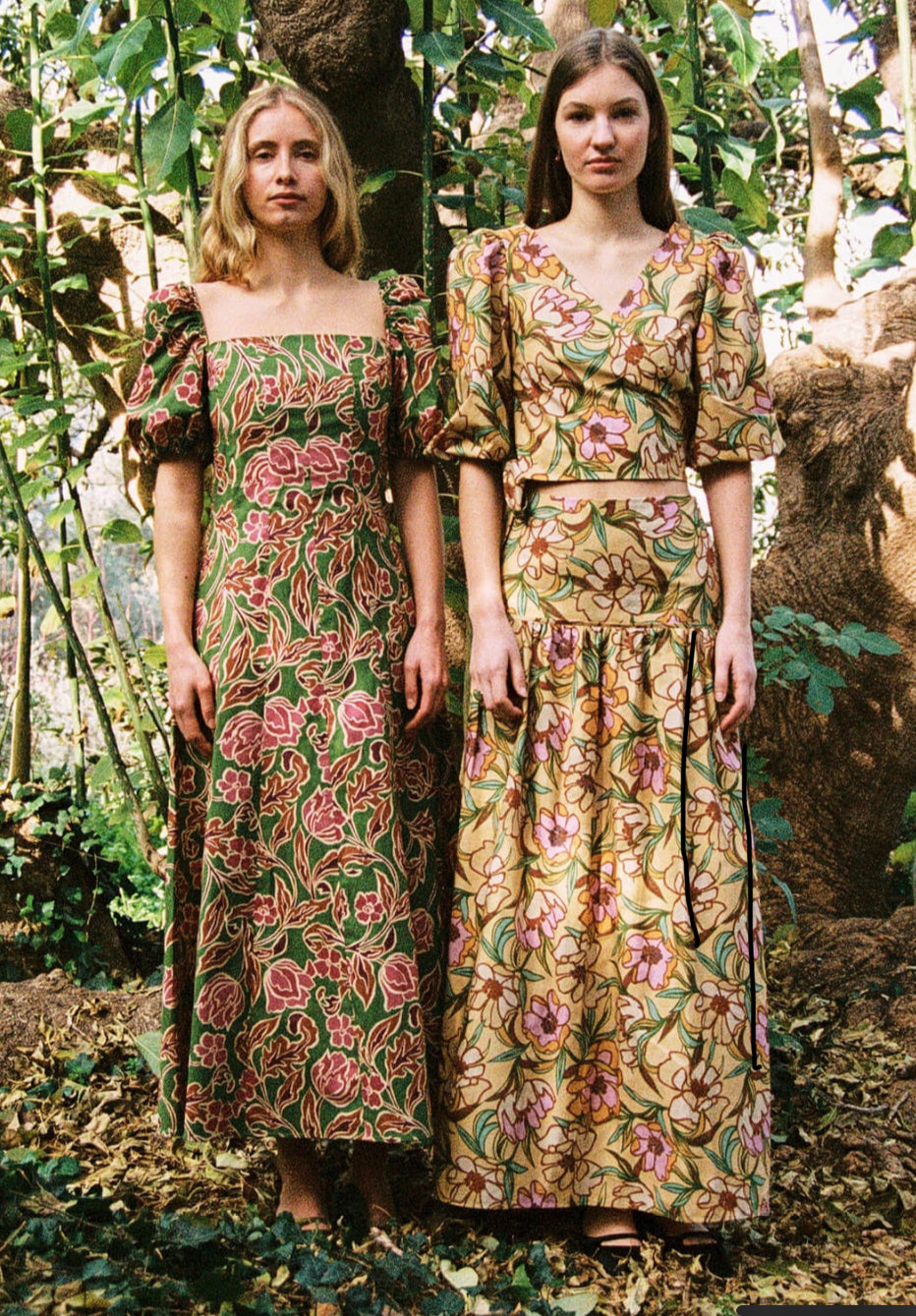 LYSANDRA FLORAL PRINT WRAP TOP