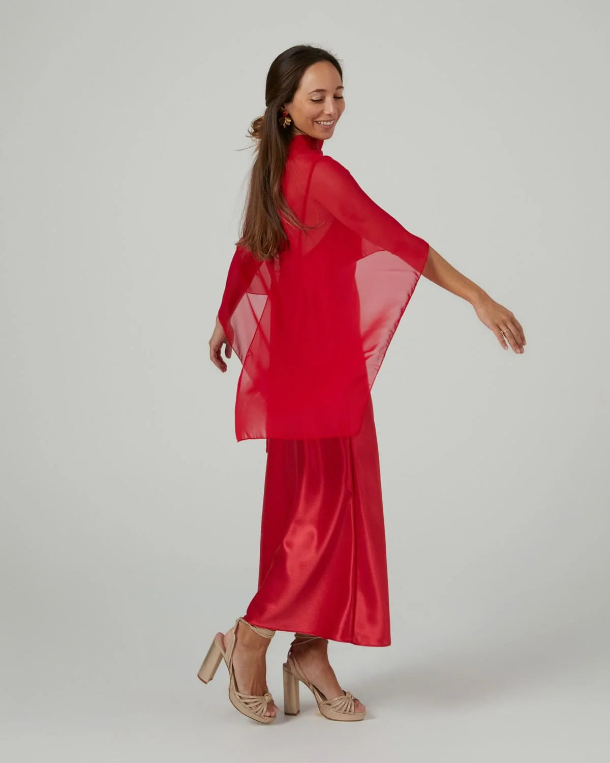 Capa roja larga - PANACEA