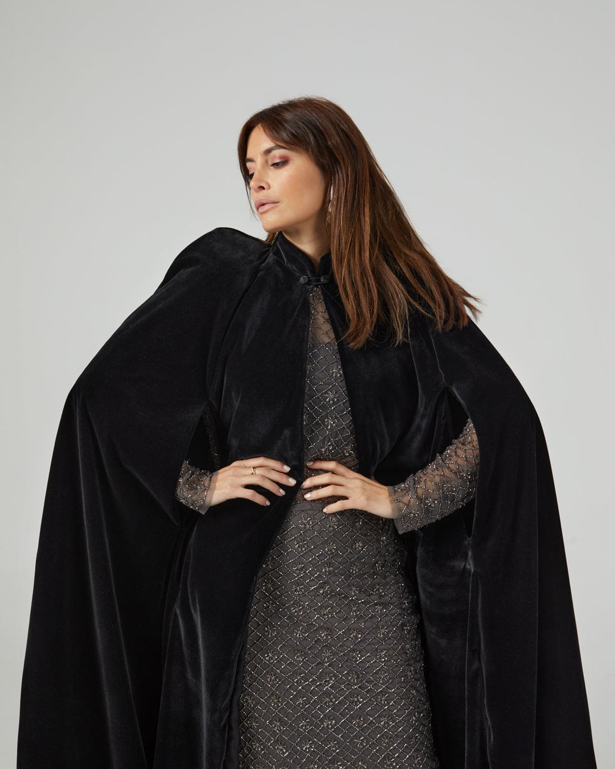 Capa Sophia - Capa Terciopelo - Invitada de Invierno