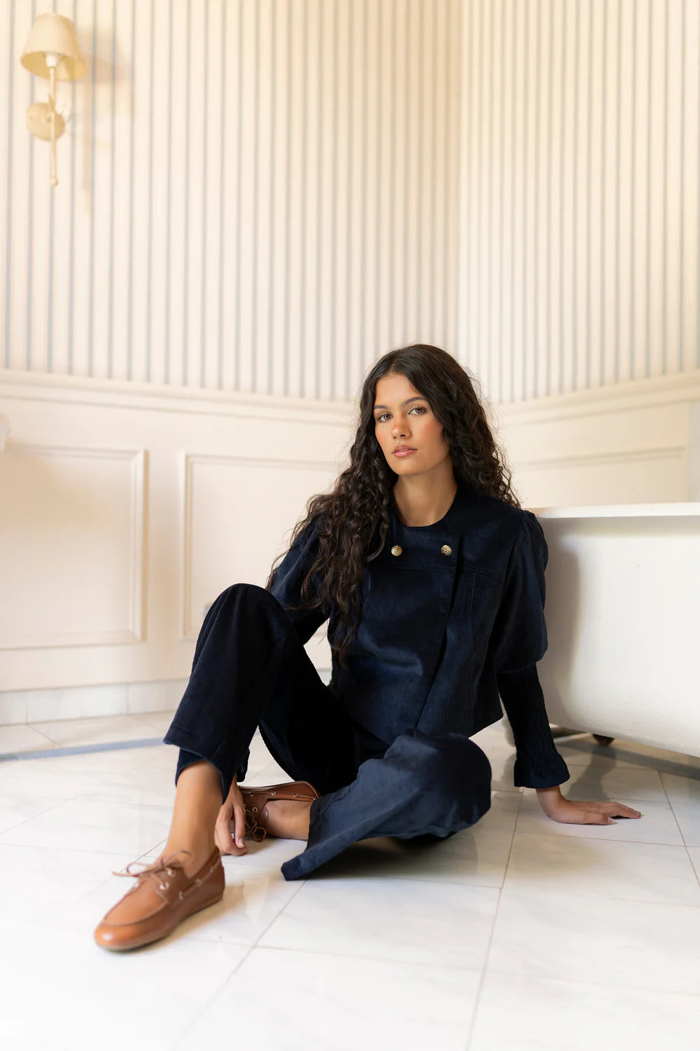 Pantalón azul marino pana