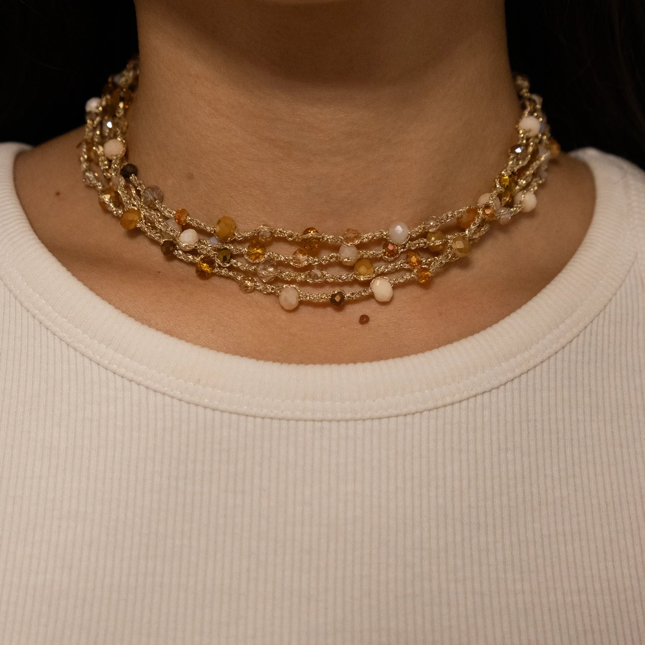 Collar Borlas Tierra