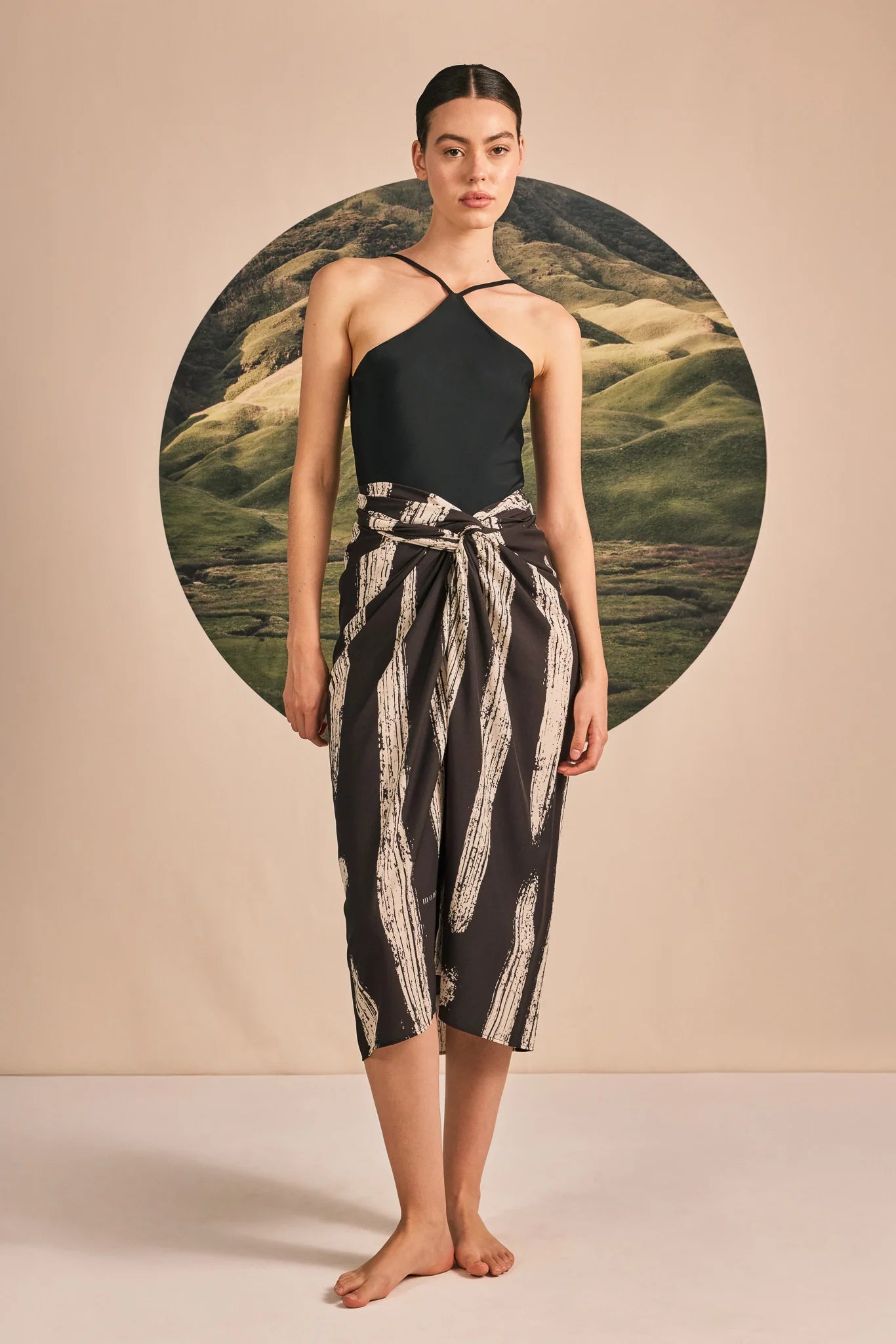 Sarong Líneas Negro y Blanco