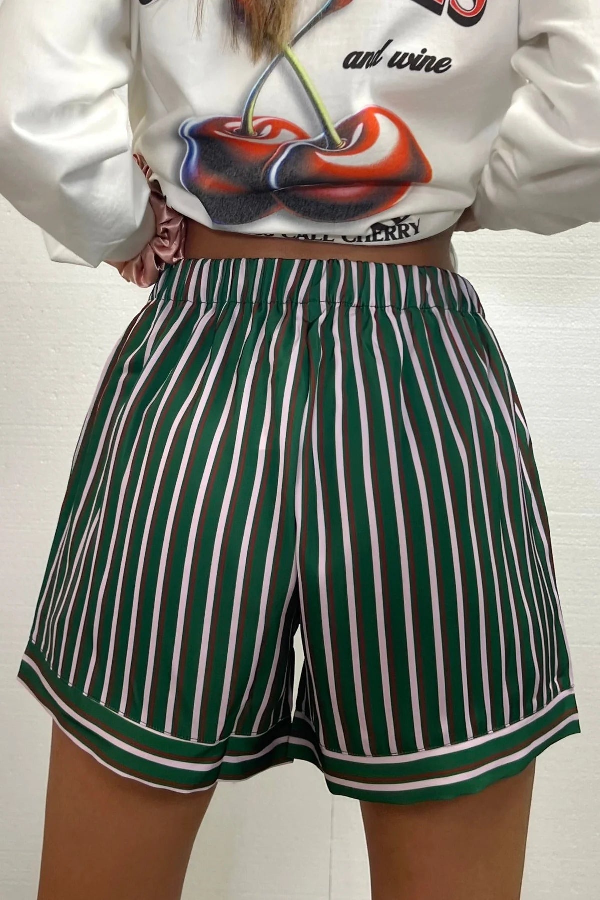 Alex Satin Short Pants Dark Green Stripes