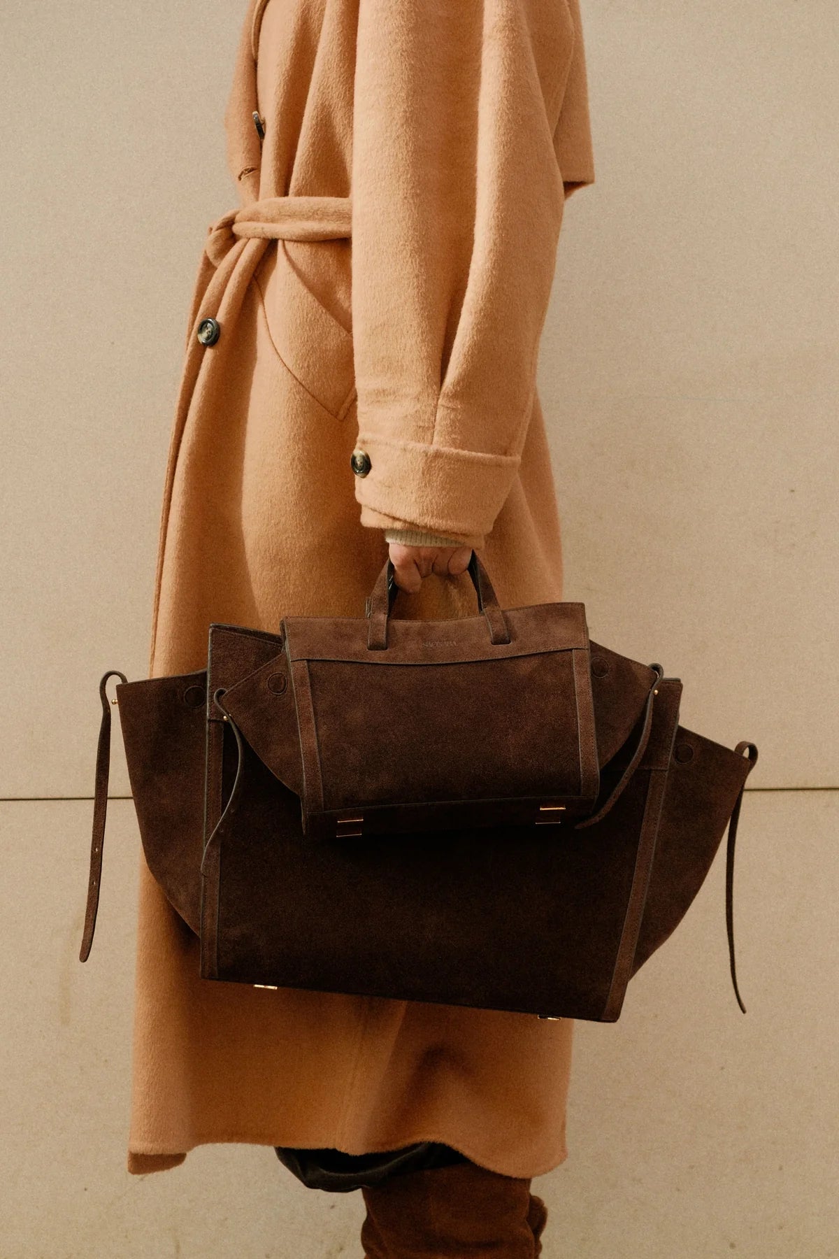 Mini Shopping Chocolate Suede