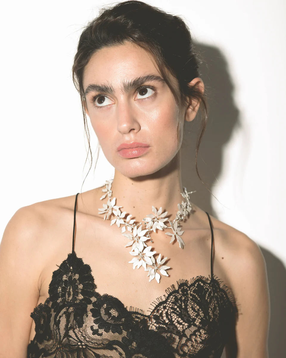 Collar Silencio Nieve