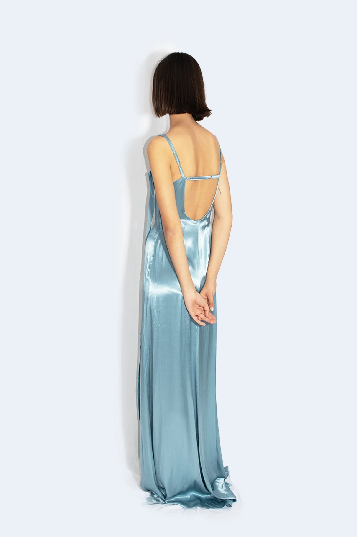 Vestido Azul Satinado Corazón