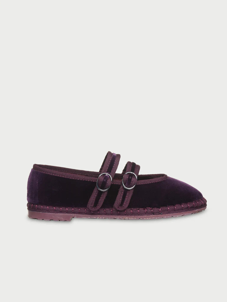 Claire Aubergine