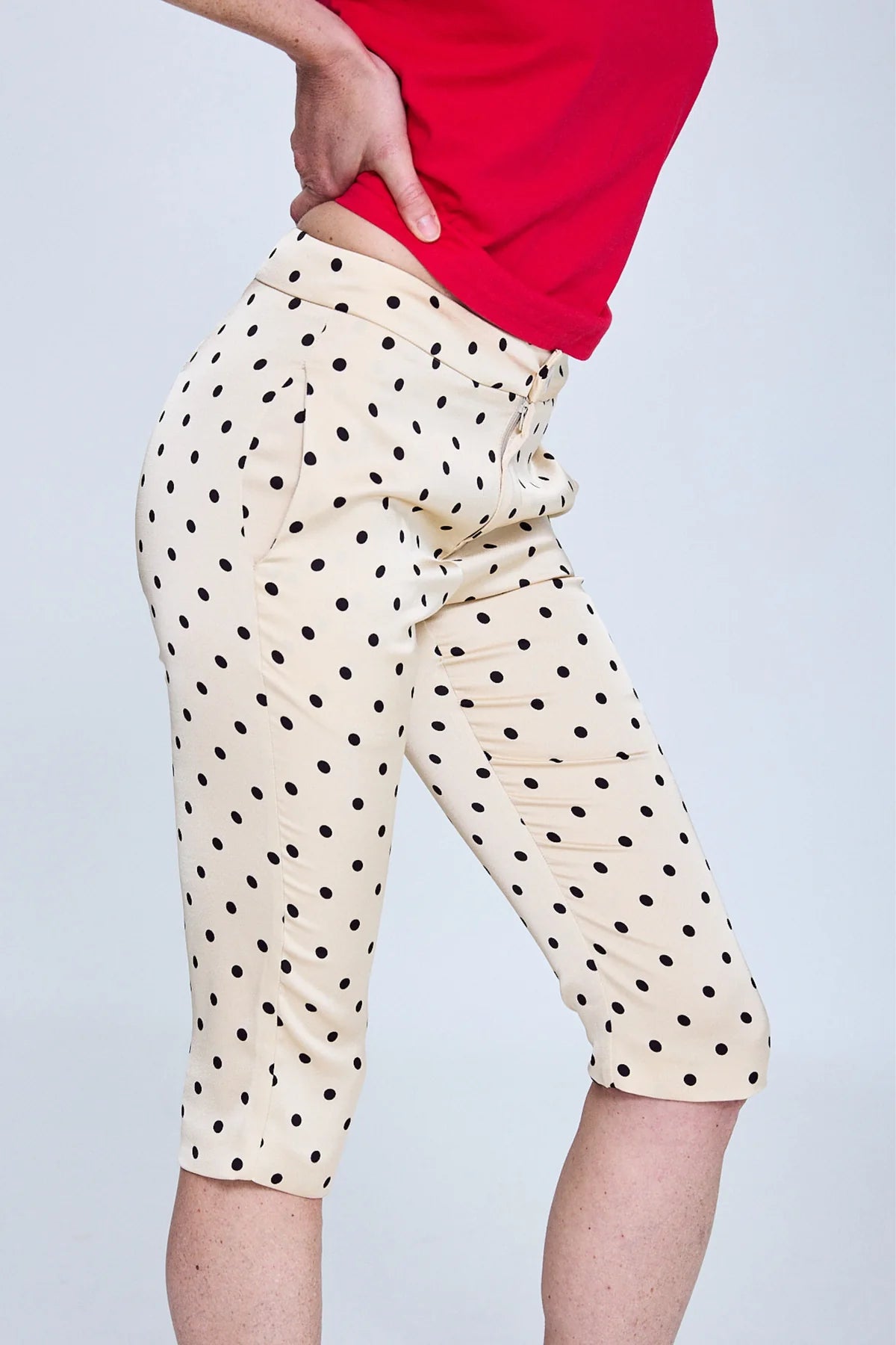 Olivia Polka Capri