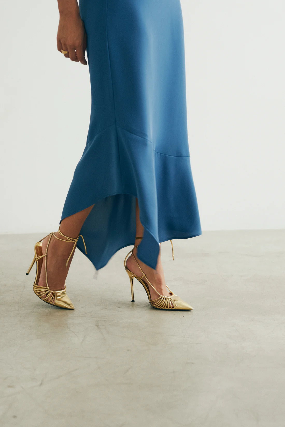 Falda Marta Petróleo