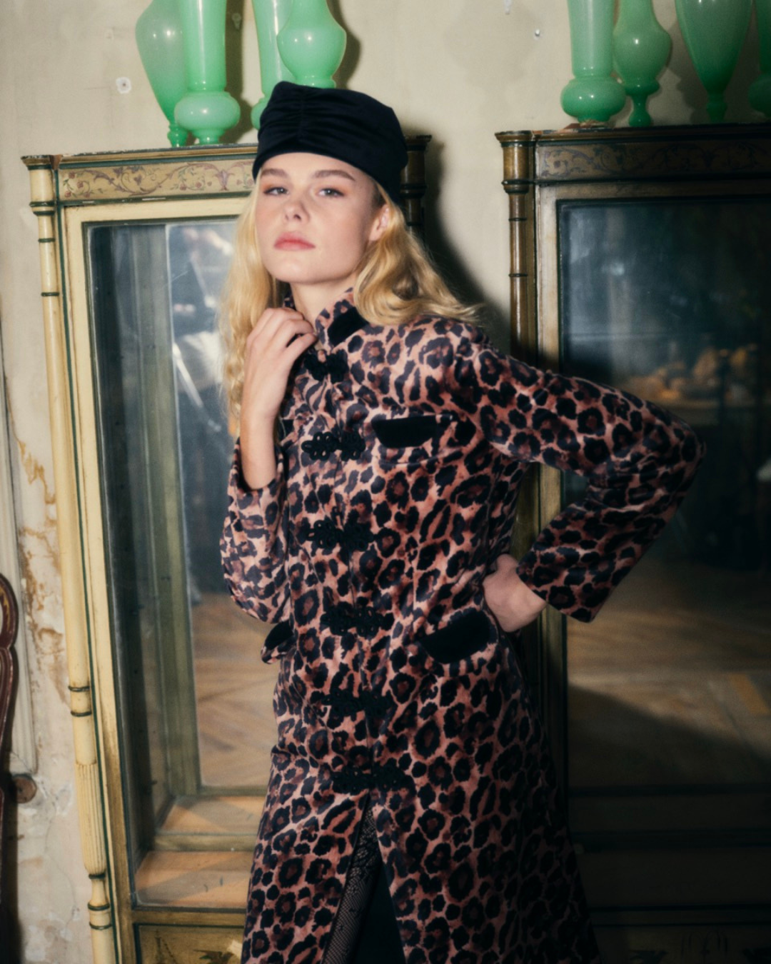 Abrigo Dynasty Velveteen Leopard