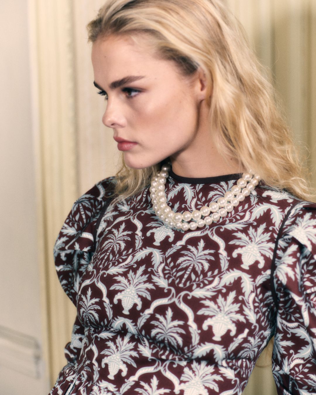 Vestido Peach Wallpaper Brown