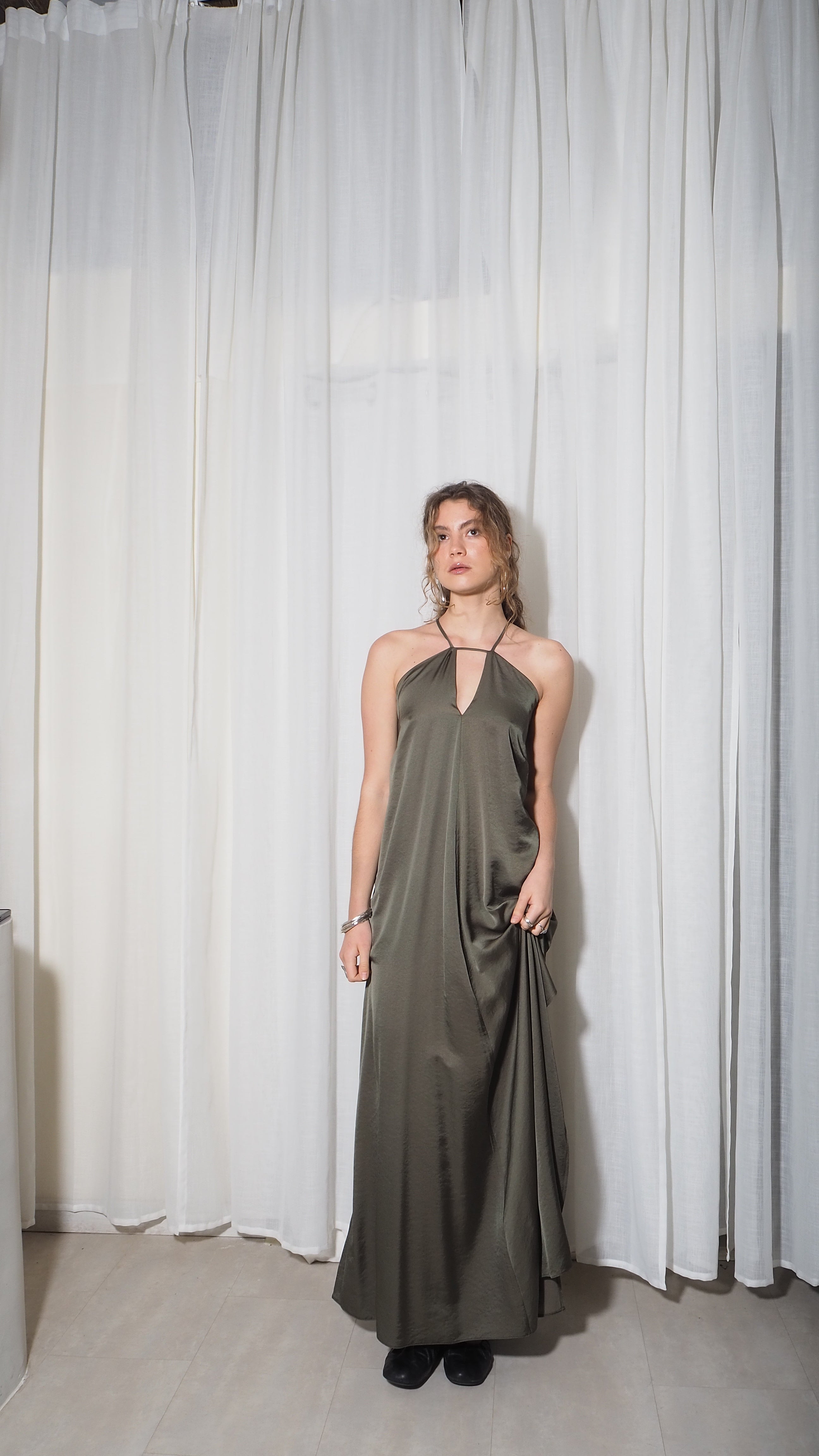 Vestido Maina Khaki Satin