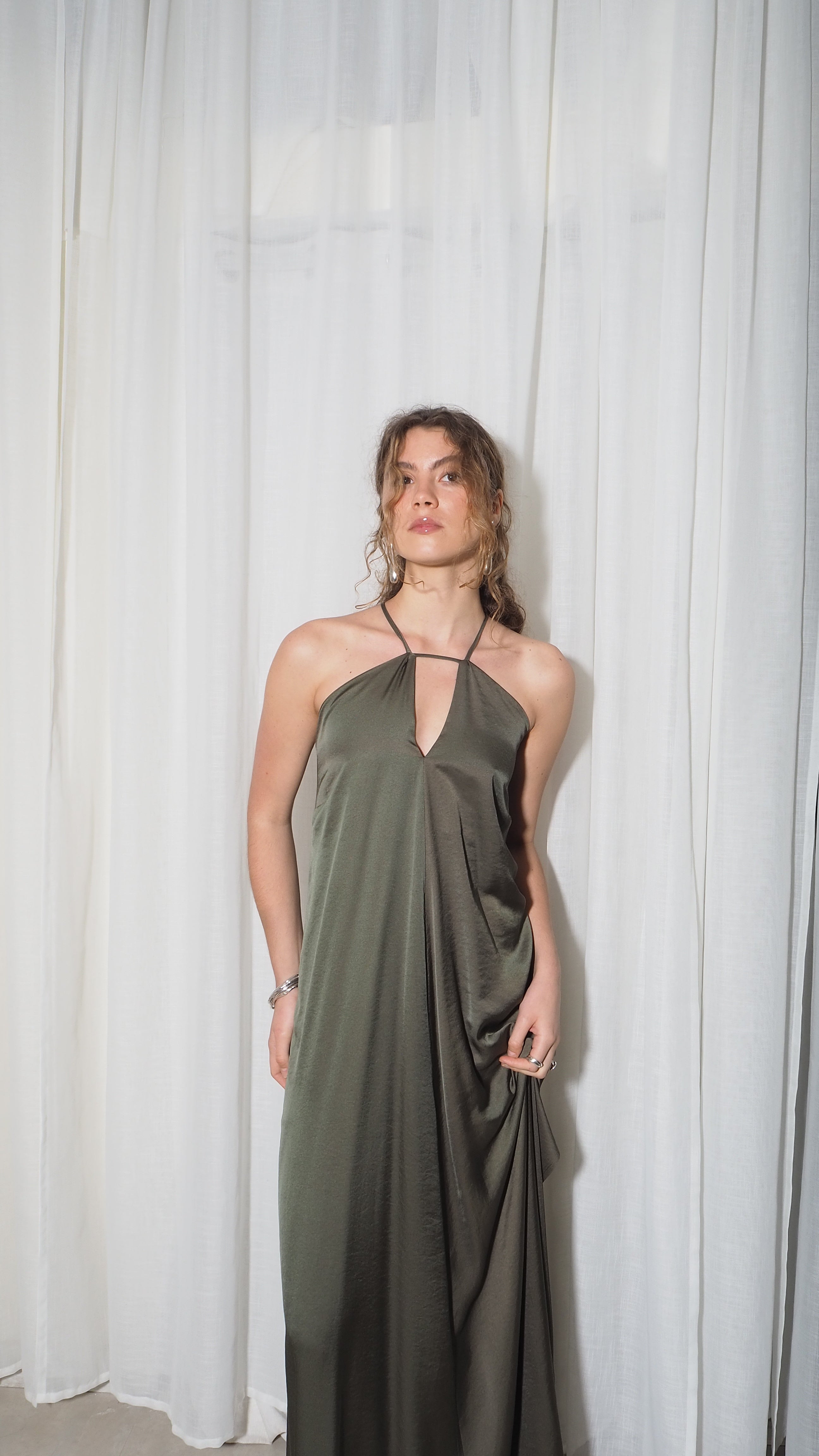 Vestido Maina Khaki Satin