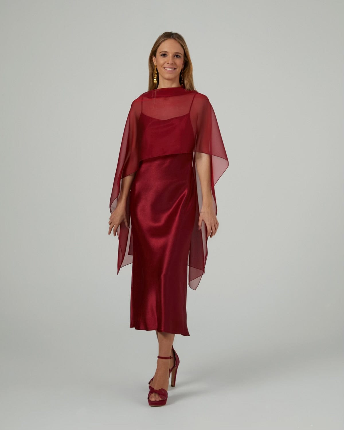 Long Garnet Cape