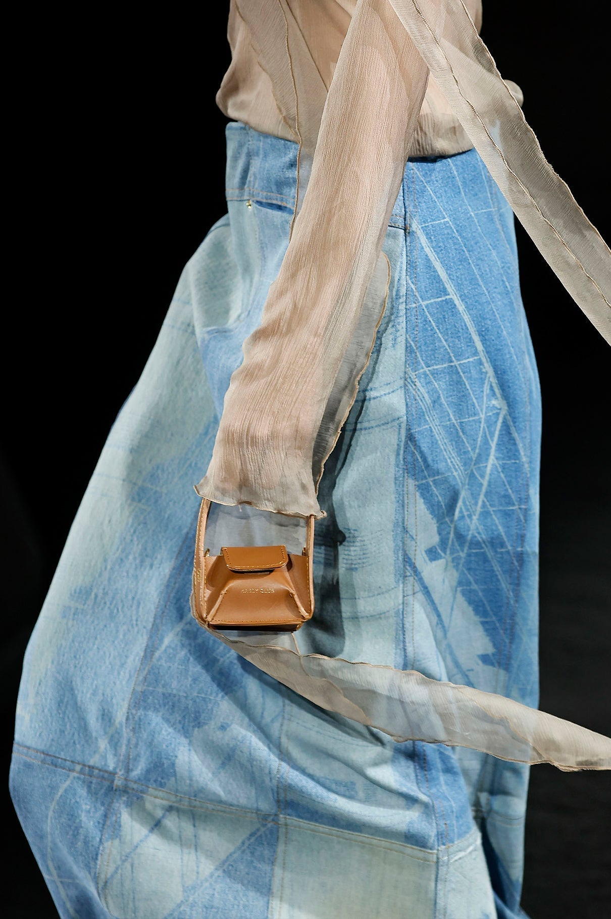 Micro Bowl Bag Brown