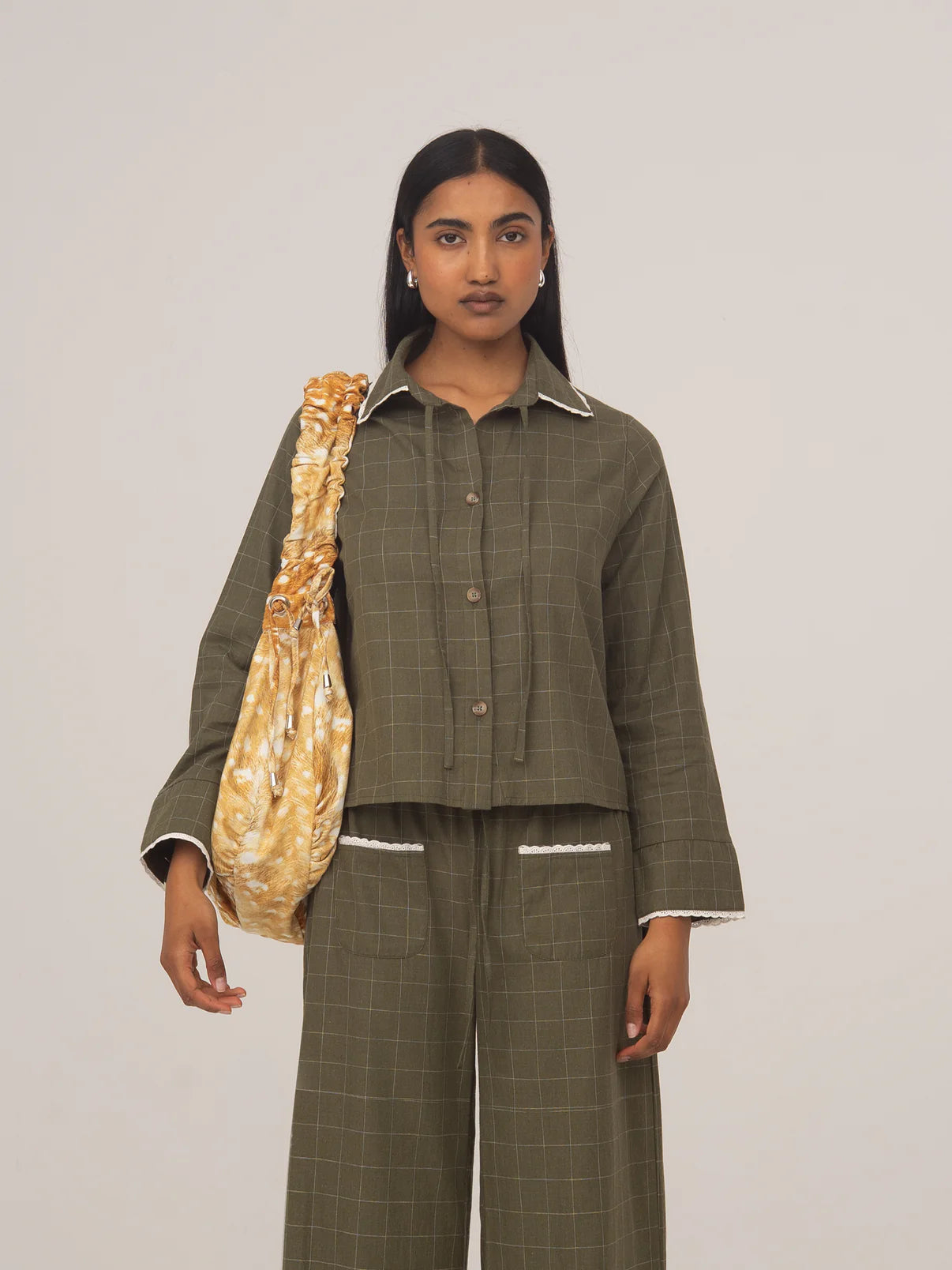 BETTY PLAID GREEN AND WHITE SHIRT