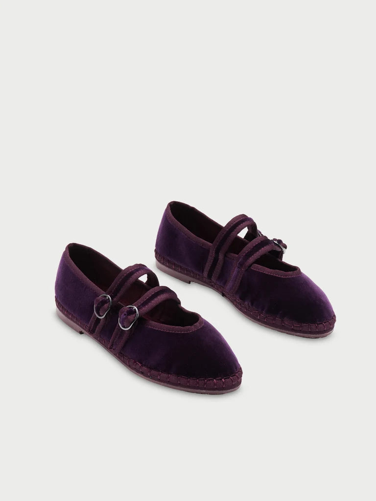 Claire Aubergine