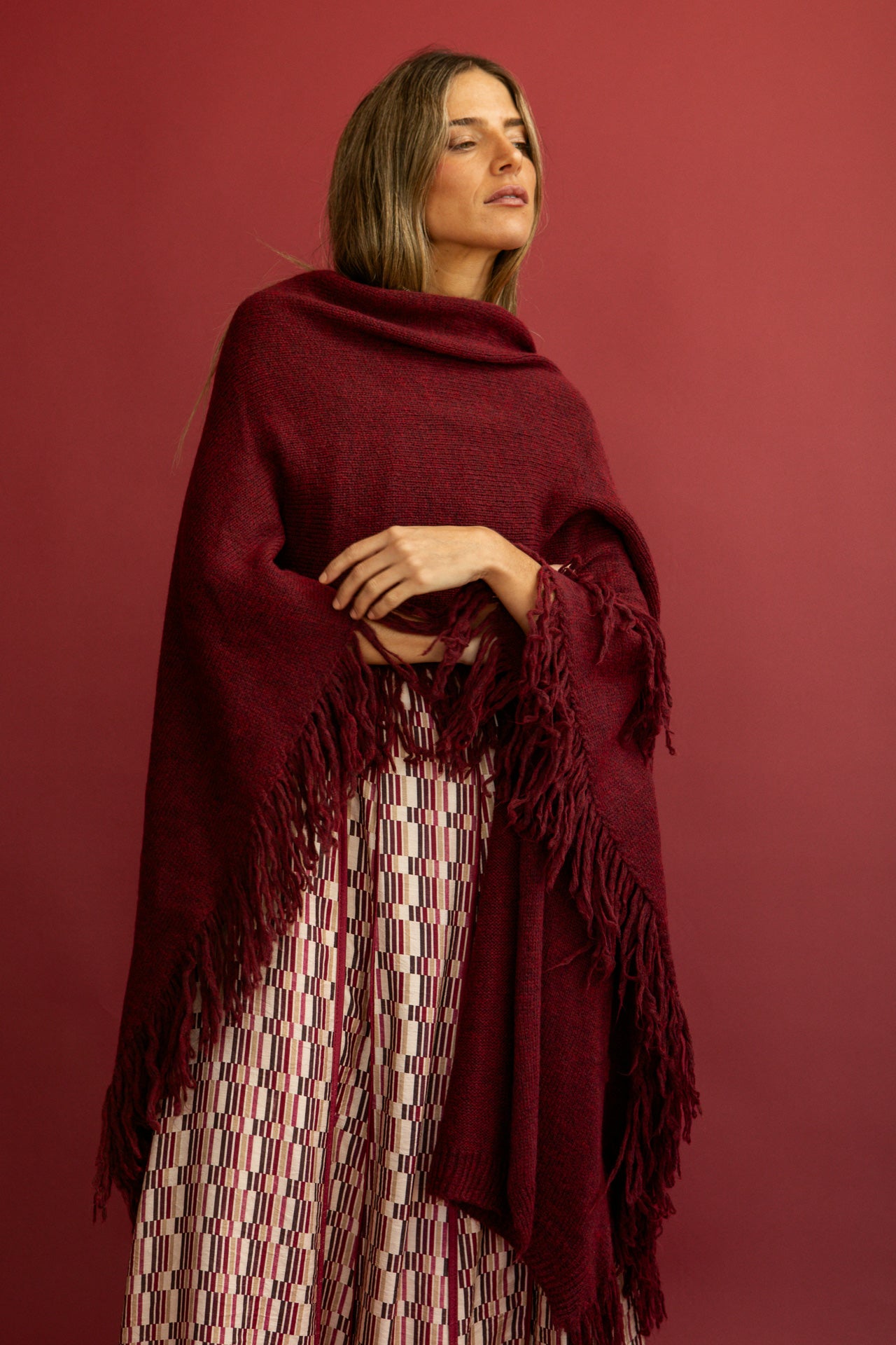 Poncho Sicilia Burdeos