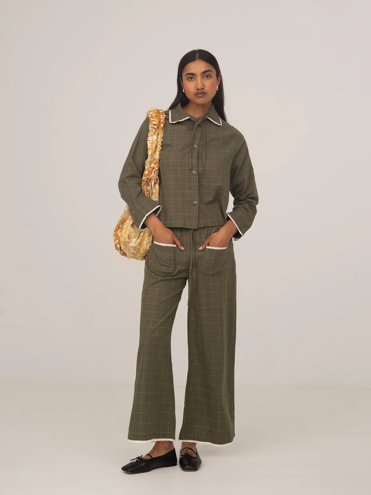 BETTY PLAID GREEN AND WHITE LONG PANTS