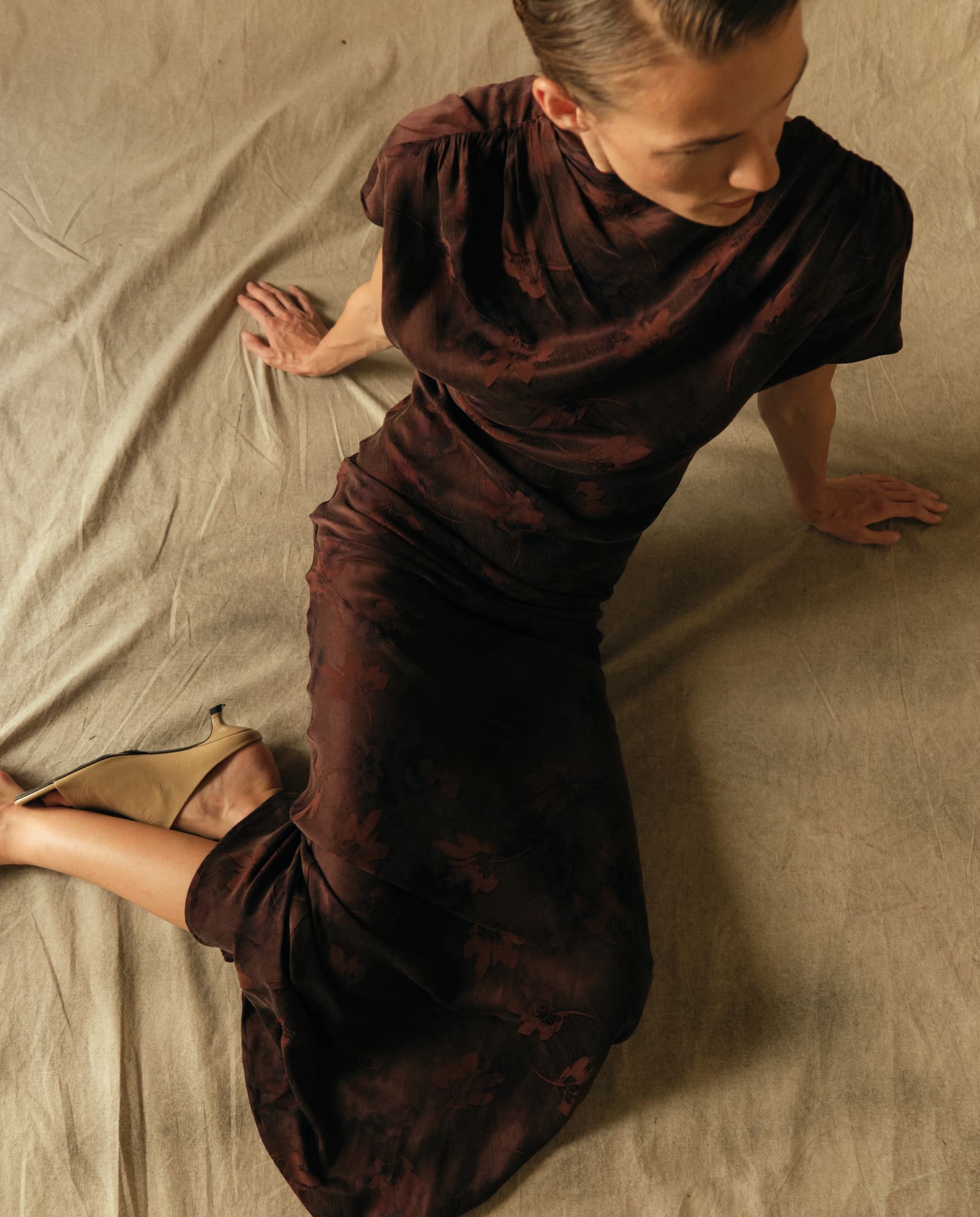 Vestido Anfitriona Marrón