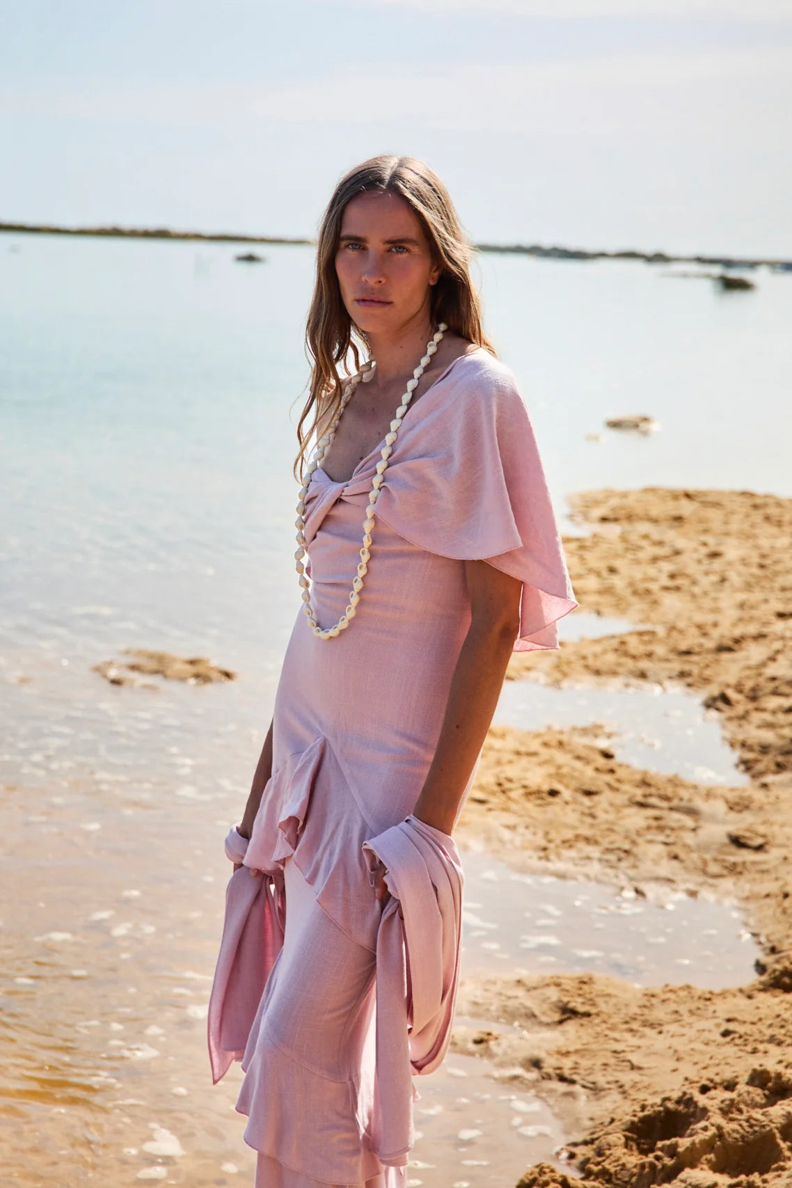 Vestido Makira Con Chal Rose