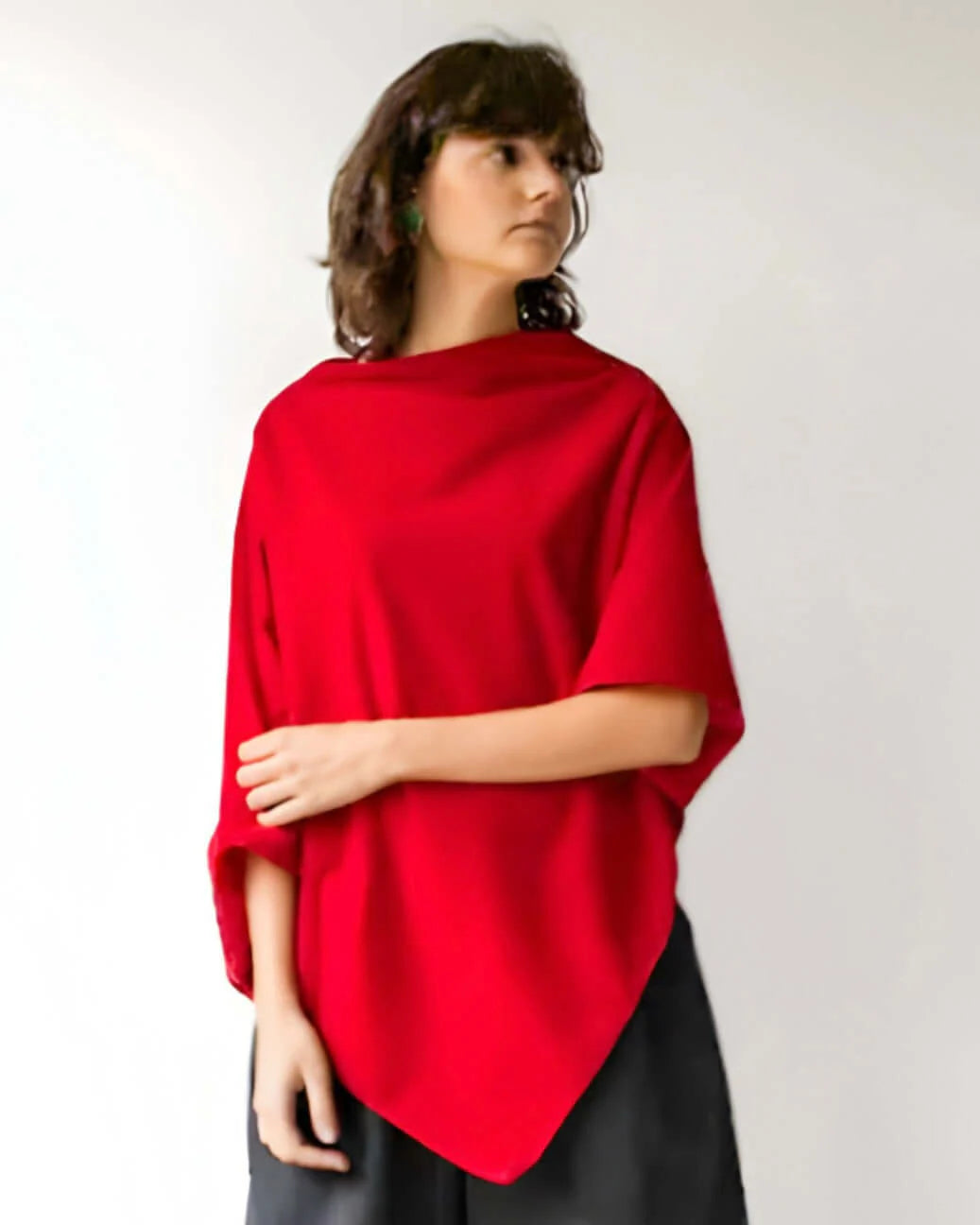 Poncho terciopelo rojo - Invitada de invierno