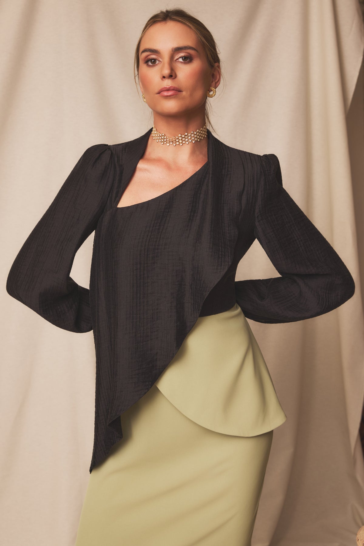 Vestido midi Vaira Salvia