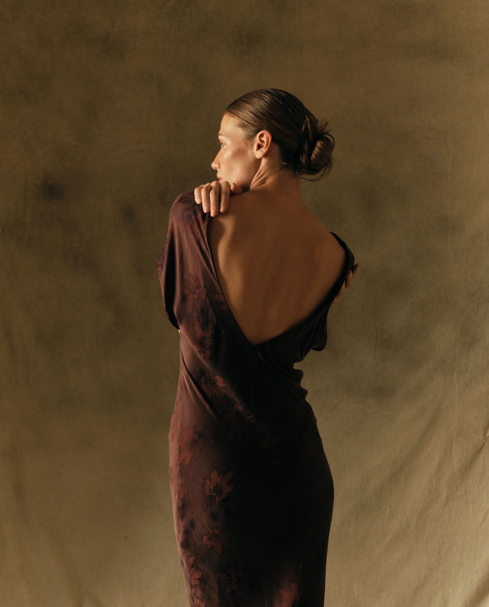 Vestido Anfitriona Marrón