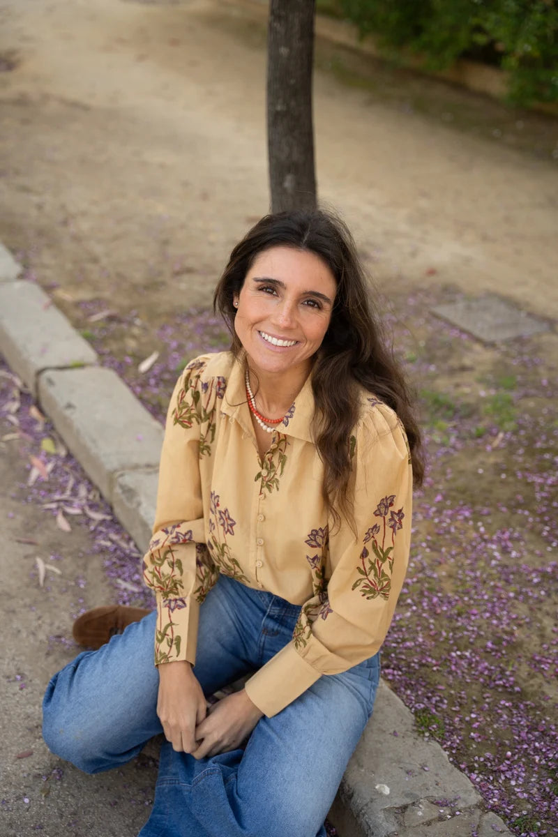 Camisa Beige Morada