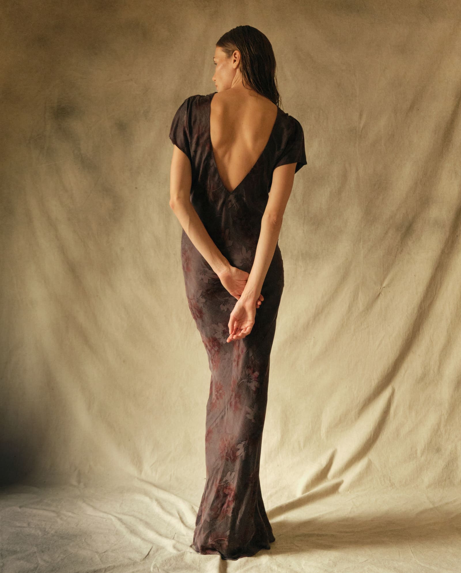 Vestido Anfitriona Gris