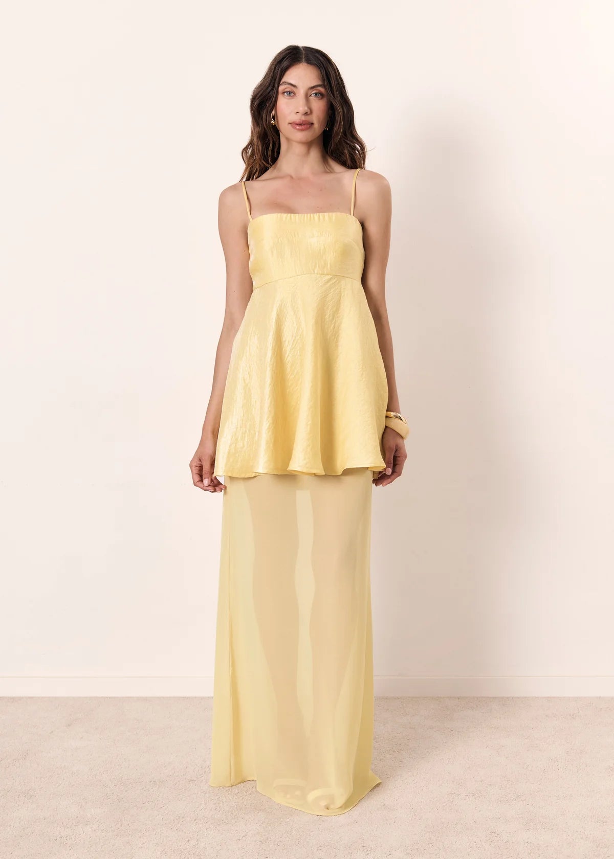 Conjunto Riviera amarillo pastel