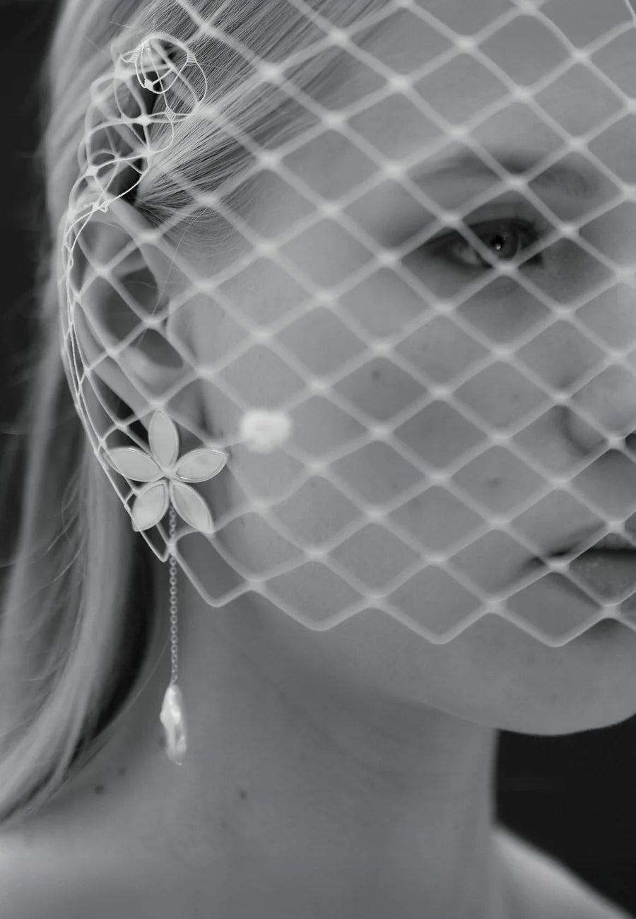 Pendientes White Lotus