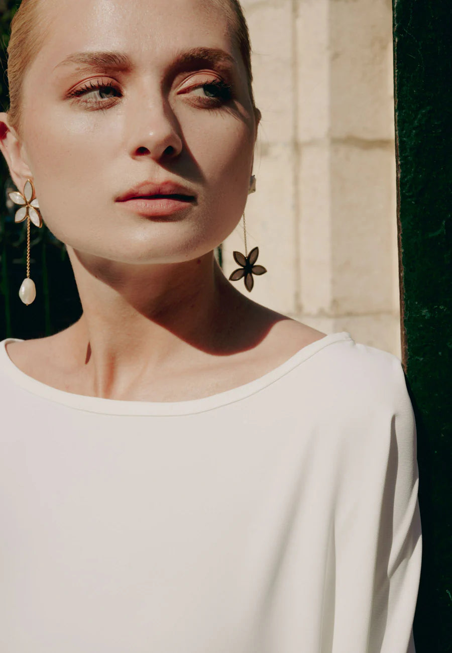 Pendientes White Lotus