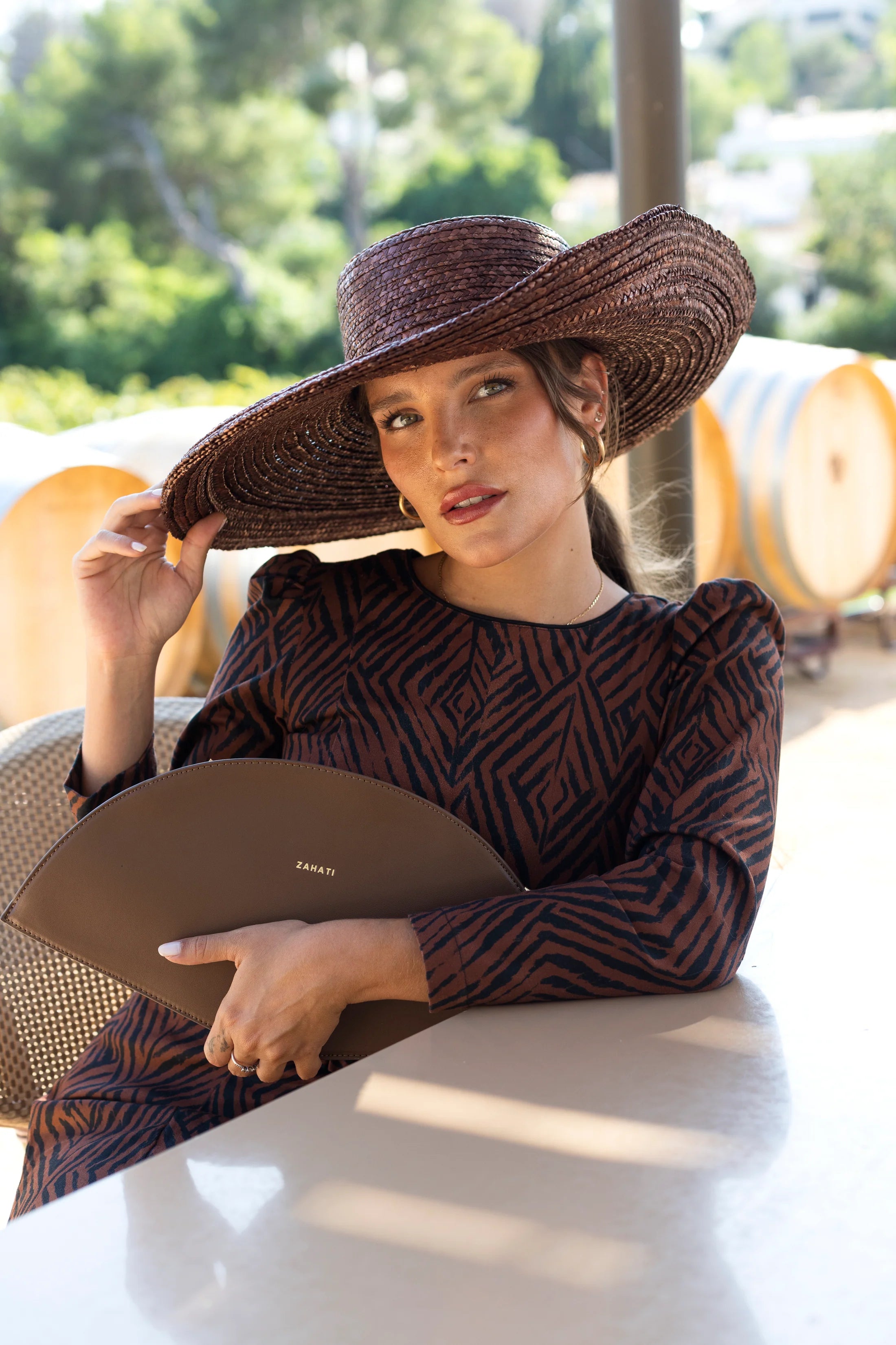 Pamela de Paja Cuchi Upbrim Chocolate