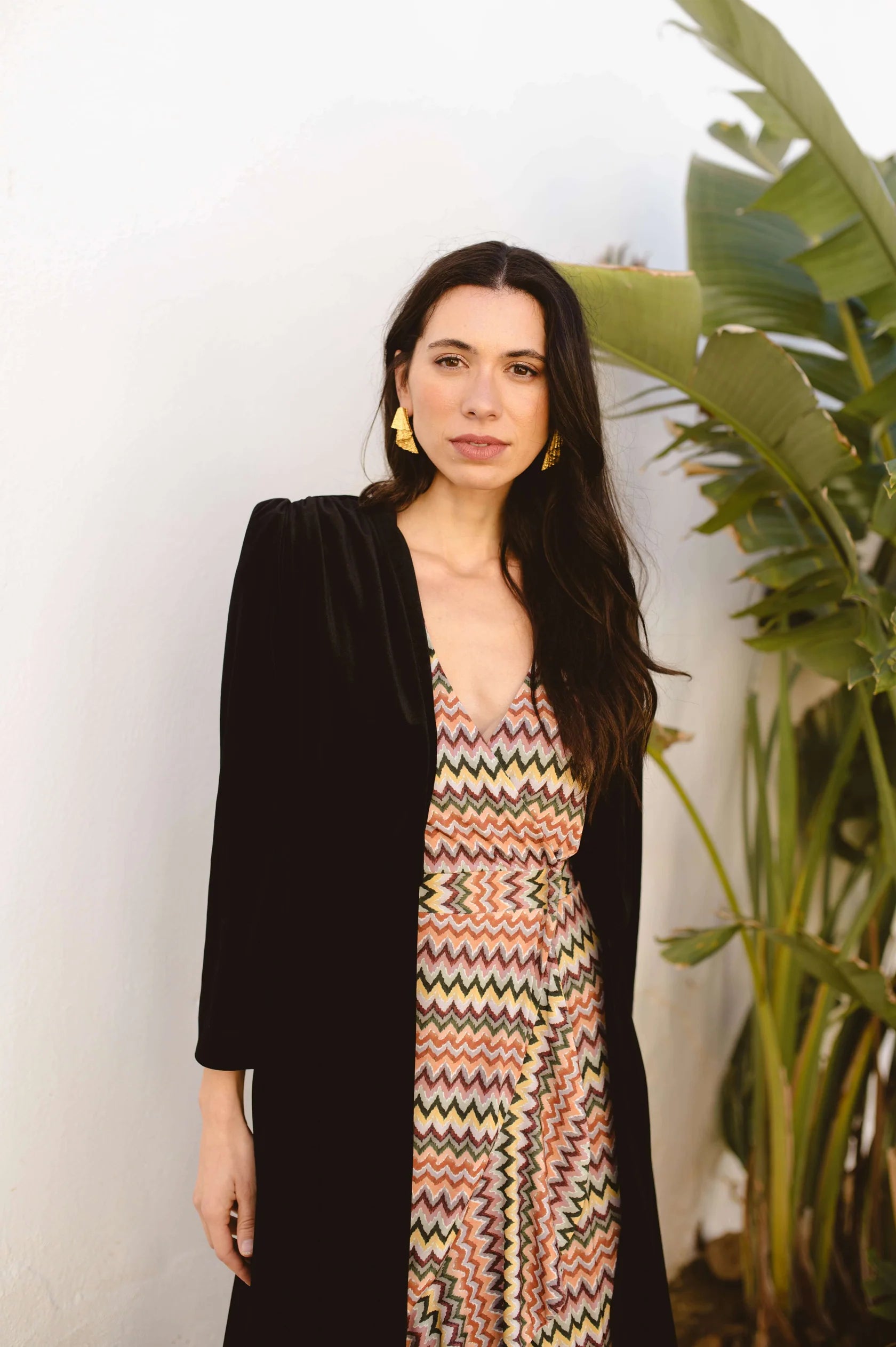 Invitada de invierno - Abrigo de terciopelo negro