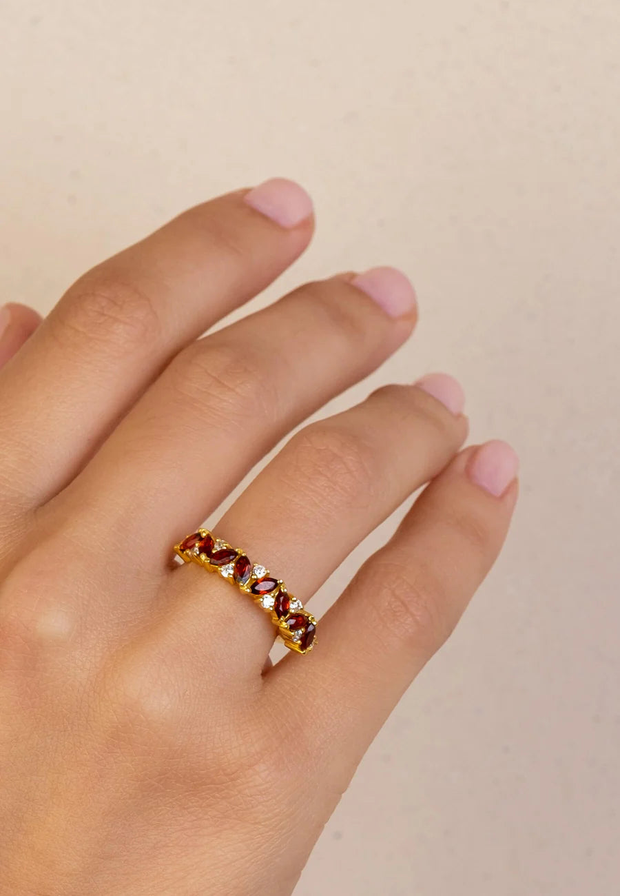 Anillo Granate Enero