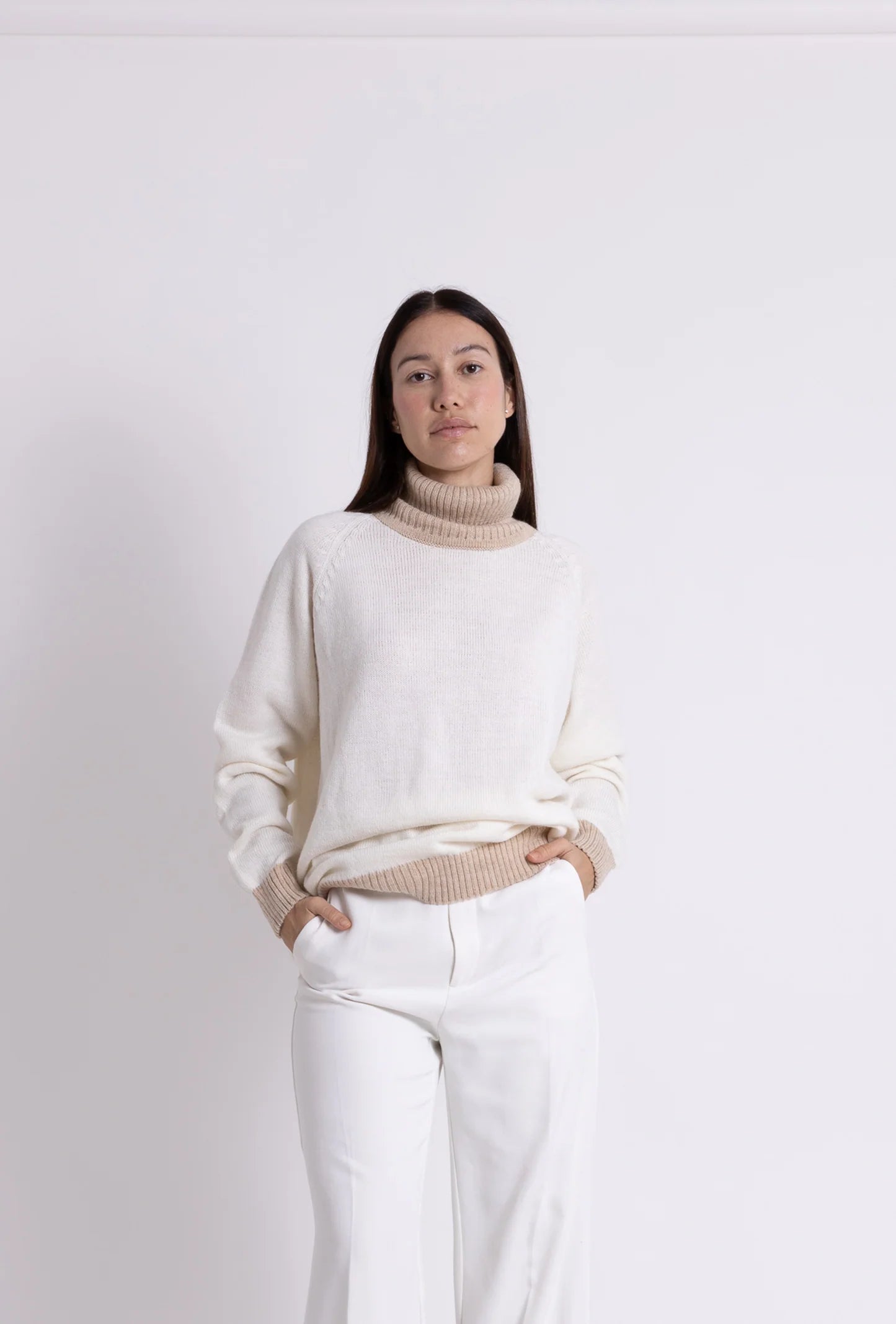 Jersey Turtle Neck Off White & Camel