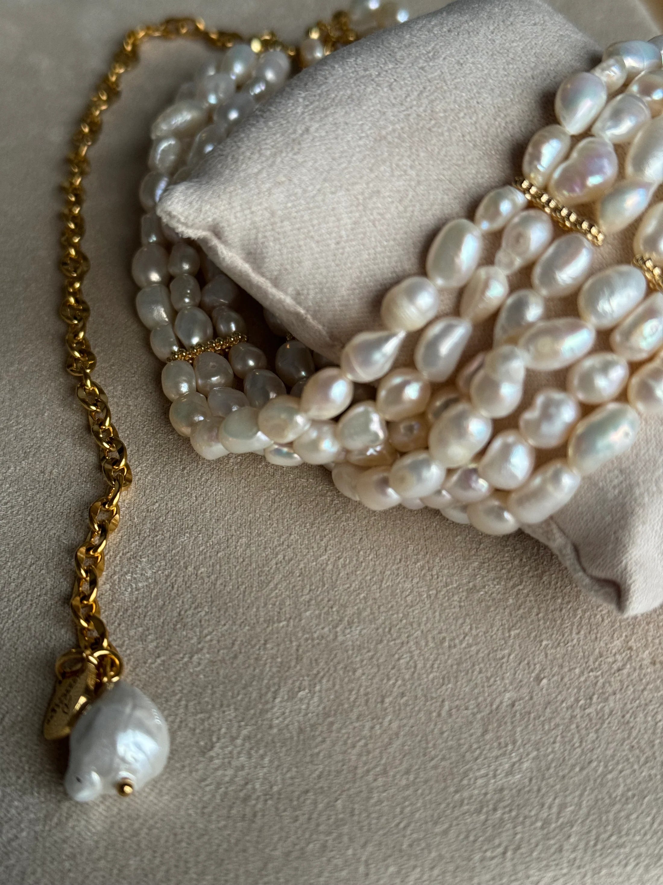 Maxi Choker Perlas RAÍCES