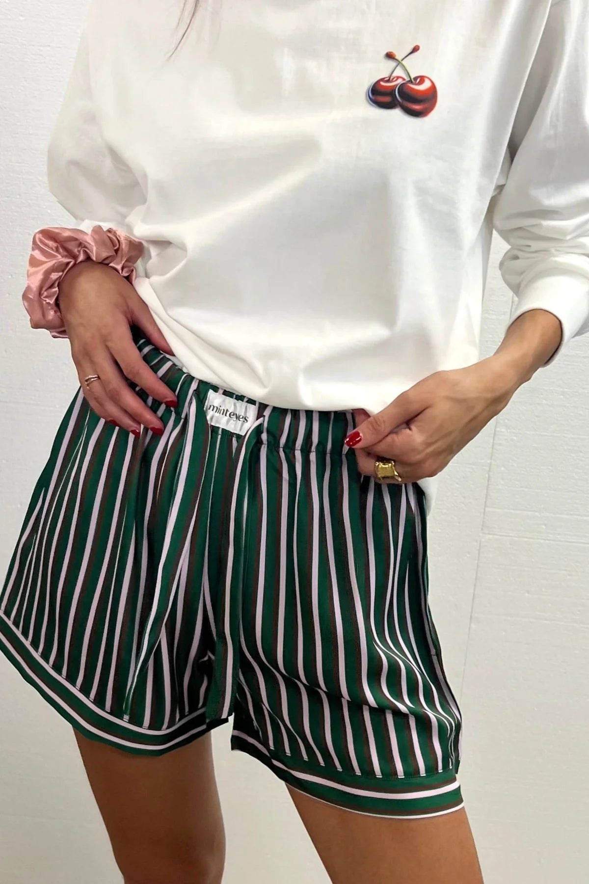 Alex Satin Short Pants Dark Green Stripes