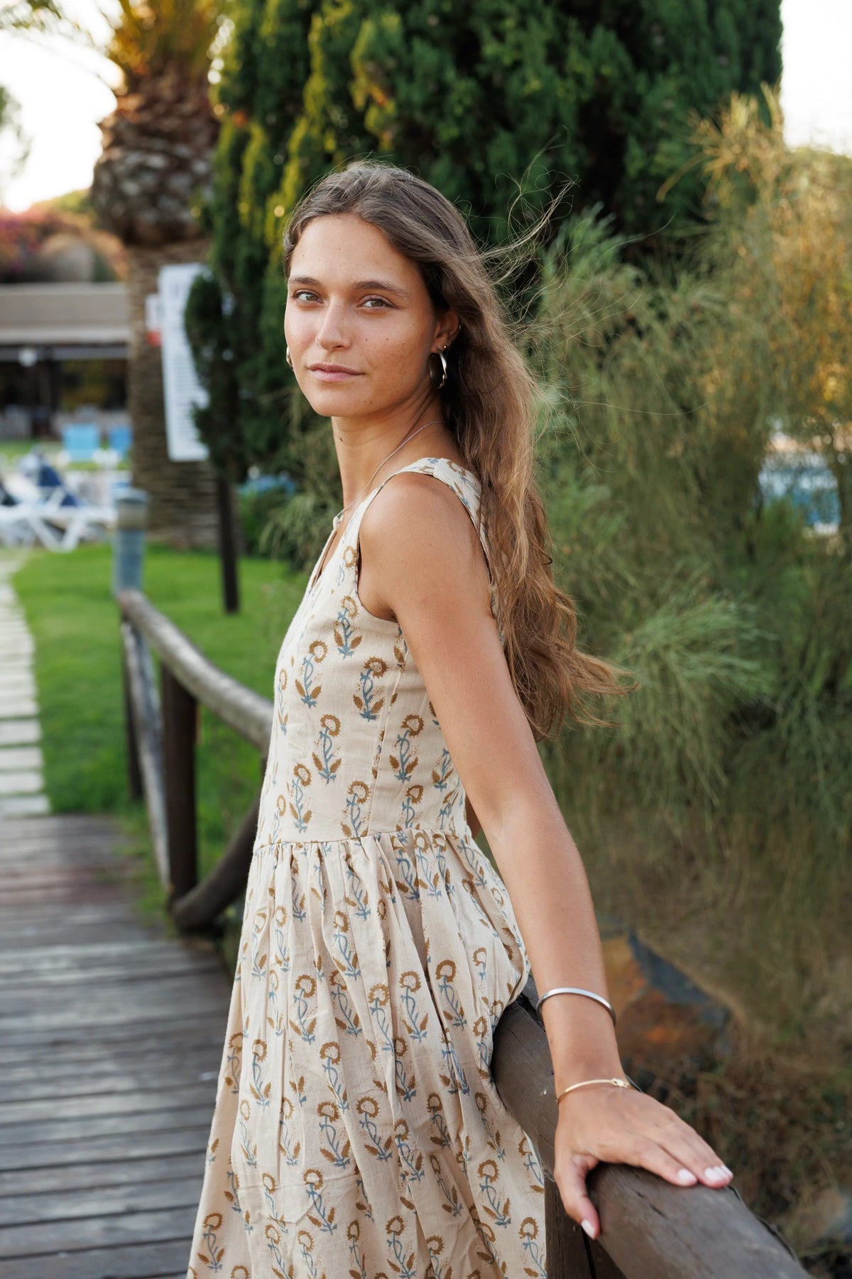 Vestido Estampado Azul y Marrón