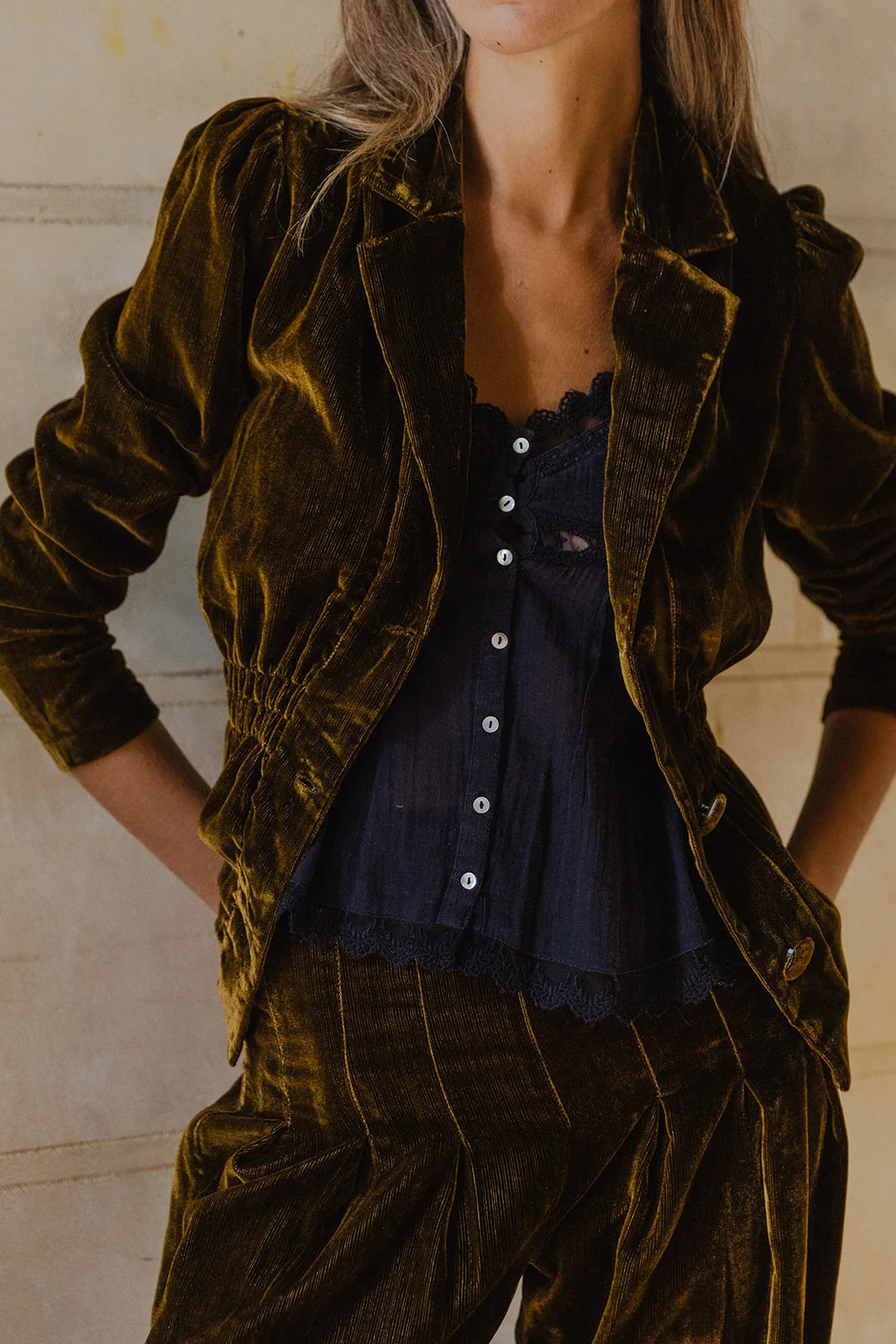 Pantalon Brillo Ocre
