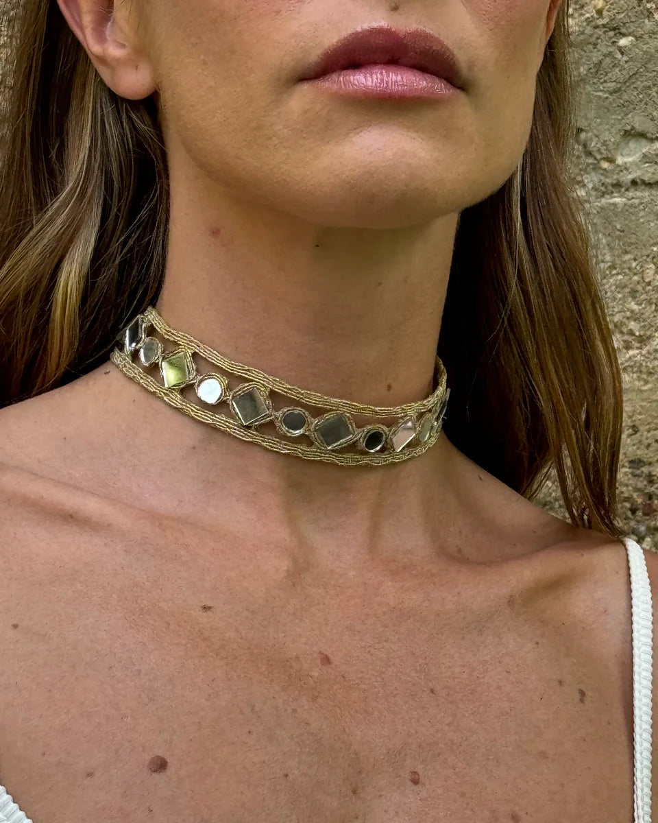 Choker Lirio Oro