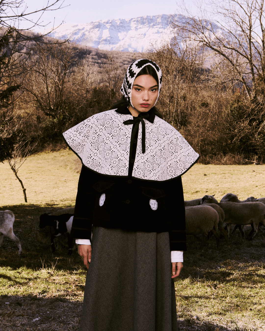 Chaqueta Ellioth Black Embroidery