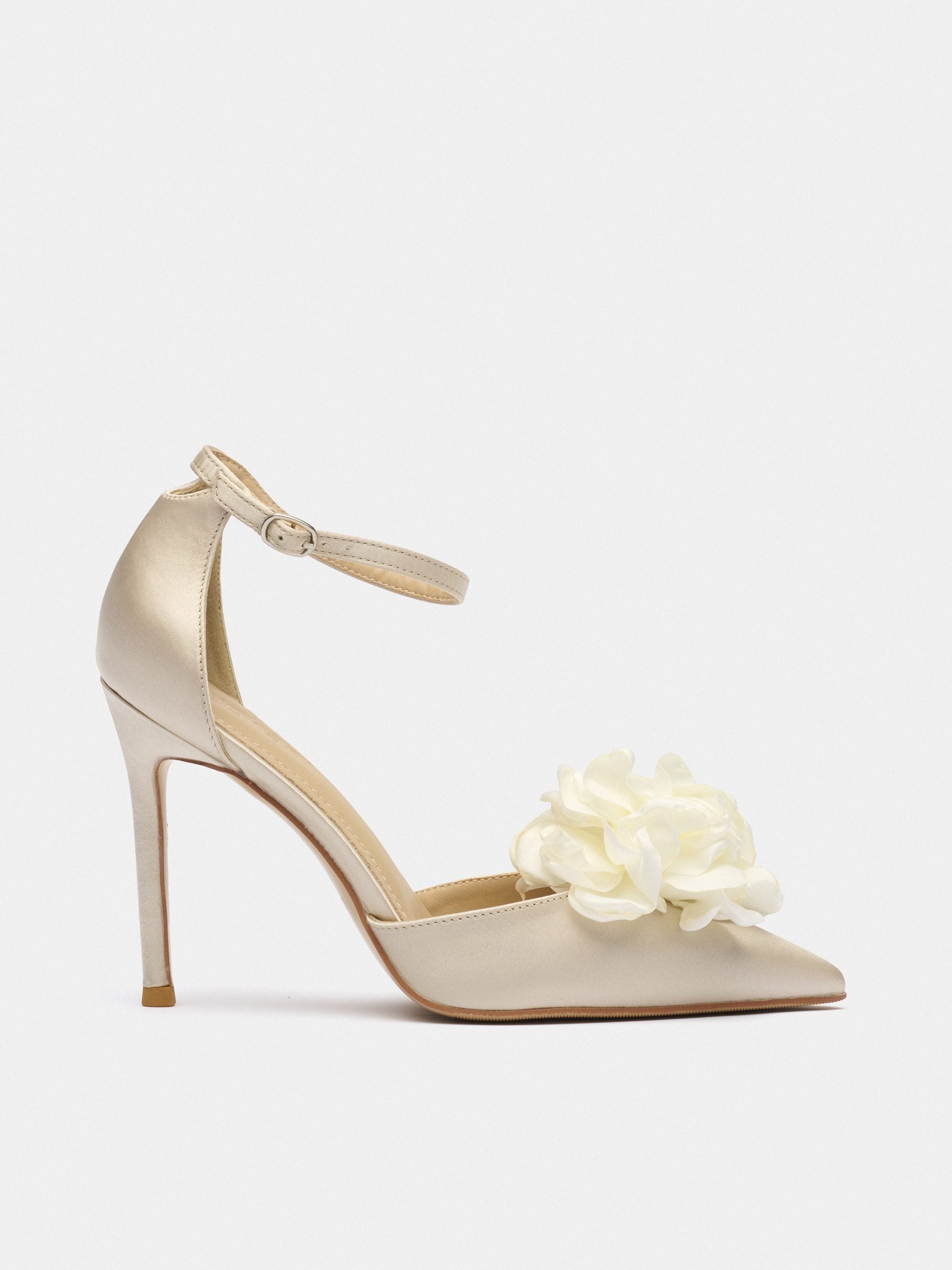 Mia Beige